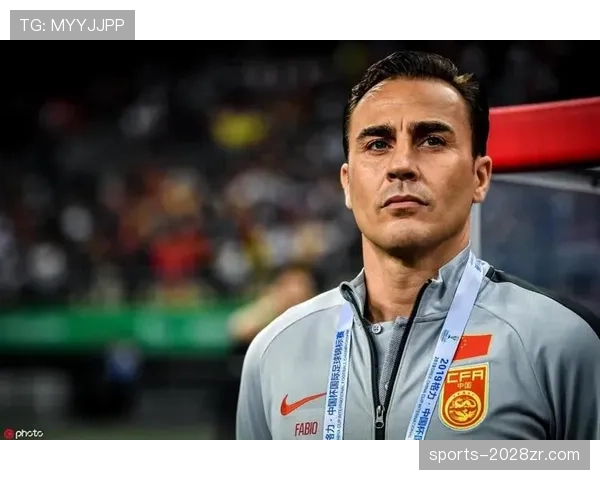 卡纳瓦罗本赛季出球能力提升：压制对位与直塞中场的战术优化