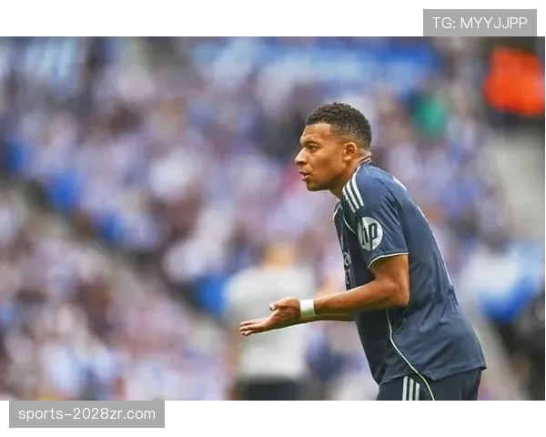 姆巴佩关键战前插突破频撕防线，高位压制成进攻核心驱动力